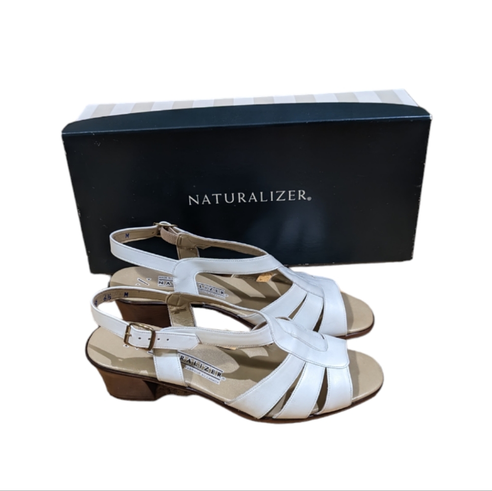 Naturalizer Sandals